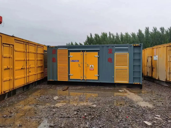 安顺柴油发电机如何判断干式空气滤清器是否需要更换？