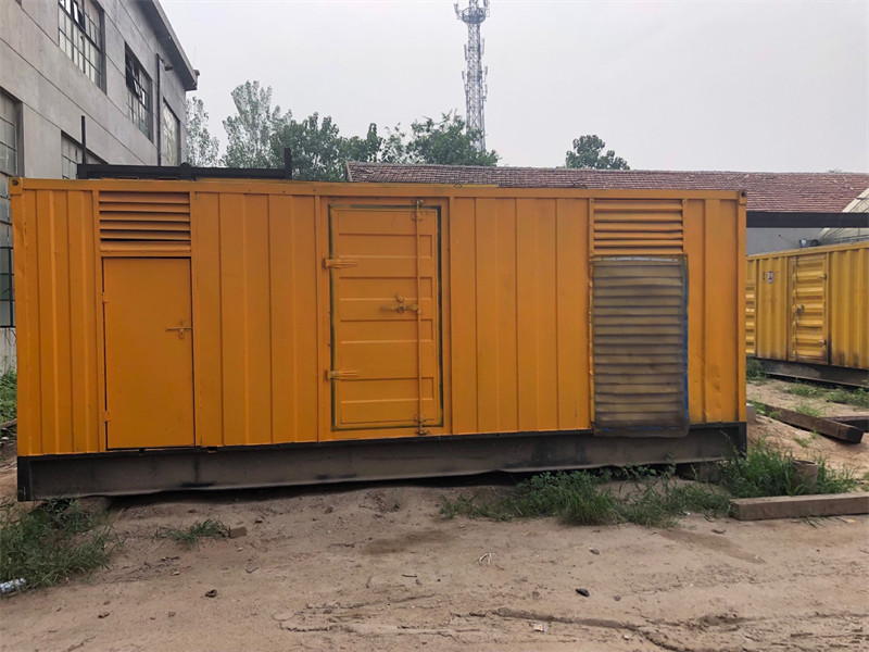 安顺发电机出租进行负载测试时，电瓶电量不足的具体判断标准是什么？